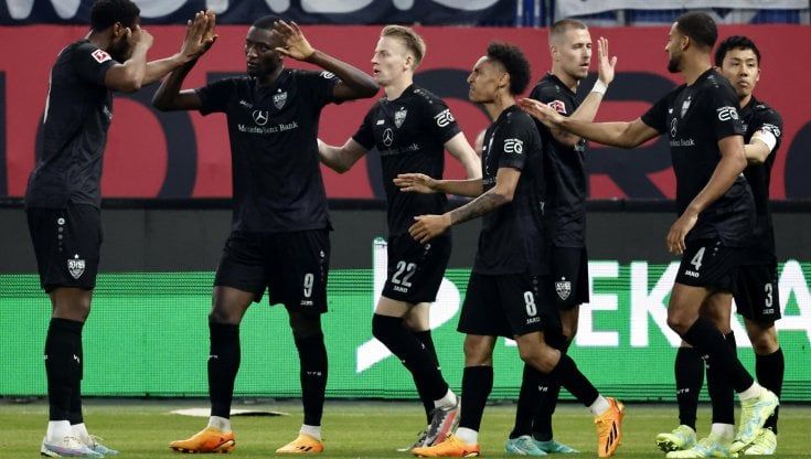 Lo Stoccarda resta in Bundesliga: altri tre gol all'Amburgo nello spareggio
