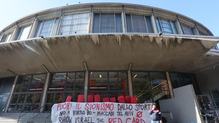 Transenne, cantieri svuotati, via le auto: Virtus-Maccabi al Paladozza, quanto costa la sicurezza