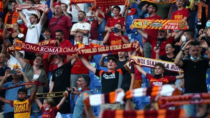 Biglietti per Roma-Fiorentina, sito in tilt. L'ira dei tifosi sui social