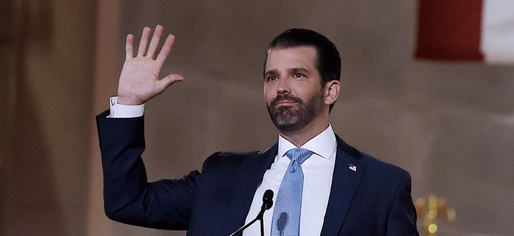 Donald junior: "Biden e la sinistra radicale vogliono toglierci il diritto alla parola"