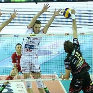 Volley, Superlega: Perugia scavalca Trento, la Lube allunga ancora