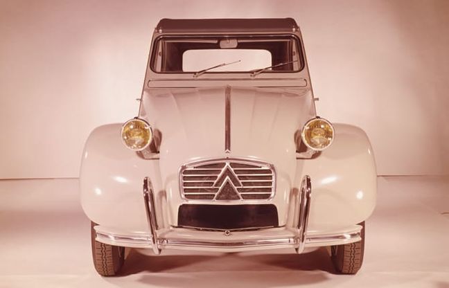 Citroen, lo sguardo di un’auto inizia dai fari
