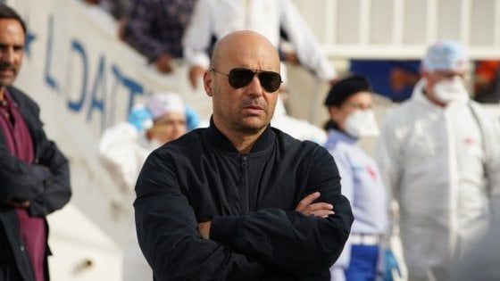 "Basta con la propaganda pro-migranti": la puntata di Montalbano divide. Anche Salvini twitta