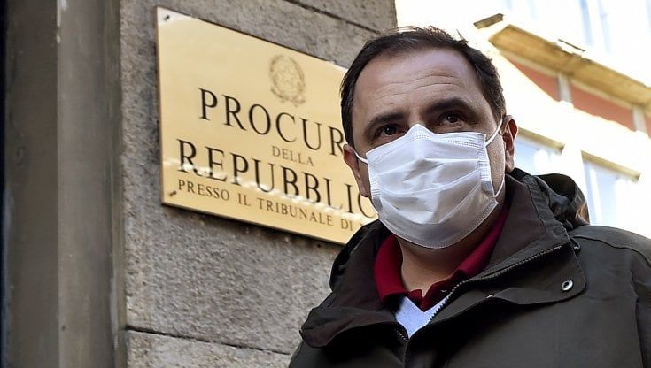 Revocati i domiciliari a Strozzi: il messaggio dell'ex capo di Svoltare