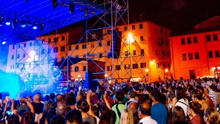 Su la mascherina, Livorno non rinuncia a "Effetto Venezia" 