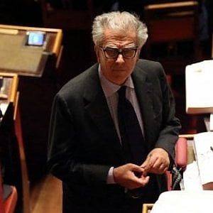 Di Maio-Zanda, botta e risposta sulla donazione di De Benedetti