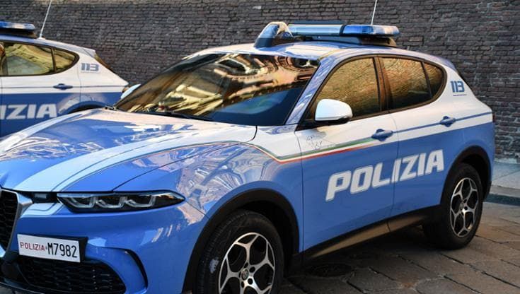 Violenze sessuali su allieve minorenni, prof di musica arrestato a San Giorgio a Cremano