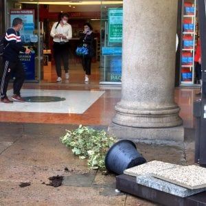 Palermo, il Comune chiude ville e giardini a causa del vento