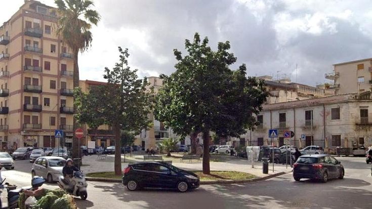 Pescherie, ristoranti e negozi: gli affari alla Noce del boss scarcerato