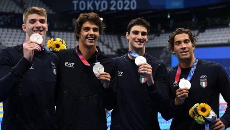 Tokyo 2020, la 4x100 stile libero nella storia: ecco chi sono i 4 'nuotatori d'argento'
