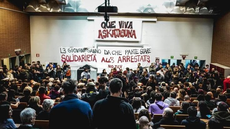 Università e collettivi: il dialogo parte in salita. “No alla festa a Palazzo Nuovo”
