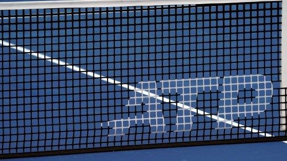 Tennis, tutto fermo fino al 7 giugno: saltano gli Internazionali di Roma