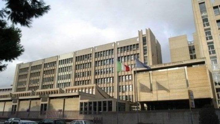 Arrestato in Spagna Vincenzo Amato, uomo di spicco della Scu: era tra i 100 latitanti più pericolosi