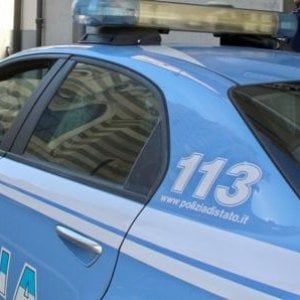 Torino: litiga con la compagna e salta dal balcone per sfuggirle. Salvato, ma anche denunciato