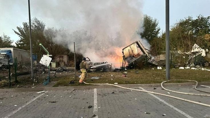 Guerra Ucraina - Russia, le news del 7 ottobre. Zelensky: “Solo oggi 18 morti, tra cui 4 bambini, in raid russo su un condominio: è il regalo di compleanno per Putin”
