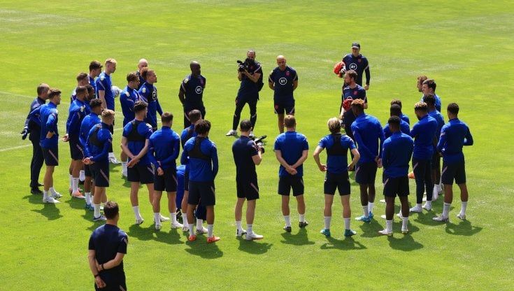 Allarme infortuni, i calciatori della Premier: "Si gioca troppo, nessuno si preoccupa della nostra salute"