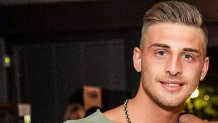Davide ucciso dal tornio nella fabbrica dell'Alessandrino: Liliana e la moto nel cuore 