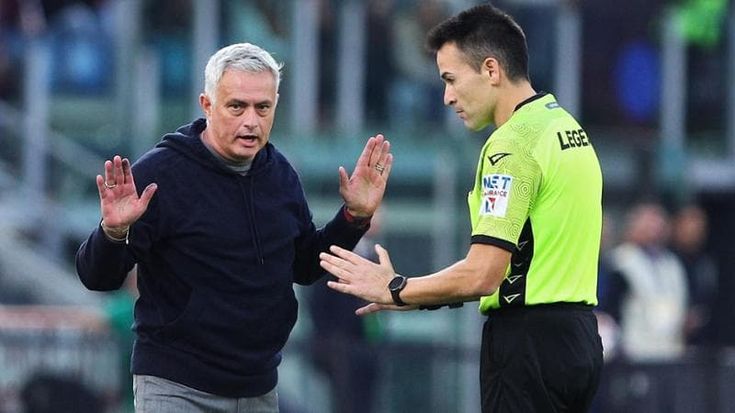 Mourinho: “Per levarmi la squalifica volevano che chiedessi scusa”