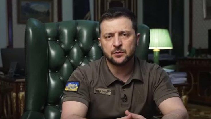 Zelensky studia il piano di pace italiano: “Apprezziamo il sostegno di Roma”