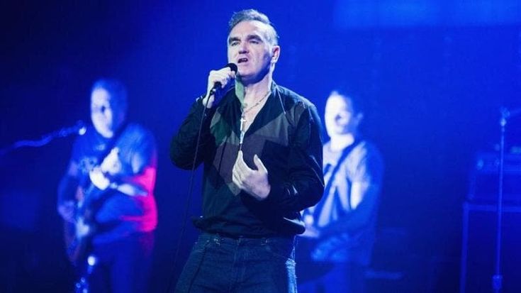 C’è Morrisey, no ai panini con carne o pesce, iPad e striscioni: le regole per il concerto a Ostuni