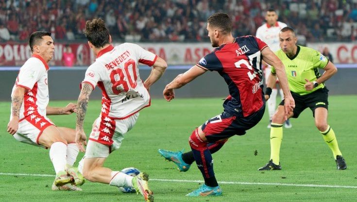 Bari, sfuma il sogno della serie A. Pavoletti nel recupero gela il San Nicola e regala la promozione al Cagliari