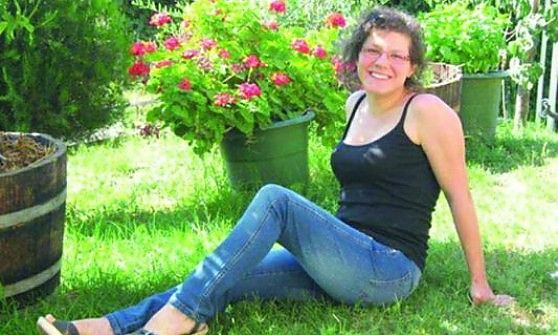 Costigliole, fiaccolata per la madre scomparsa