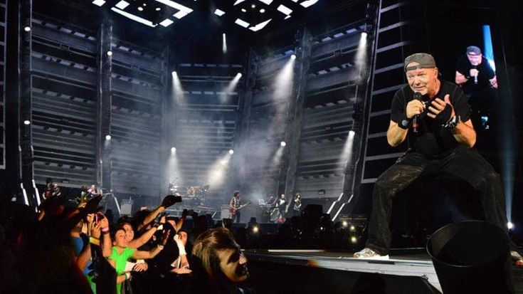 Vasco Rossi e il suo Giubileo: “In primavera a Roma evento epocale per 500mila persone”