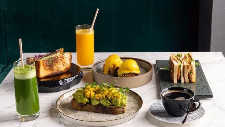 Musica e amarcord, così Milano reinventa il brunch