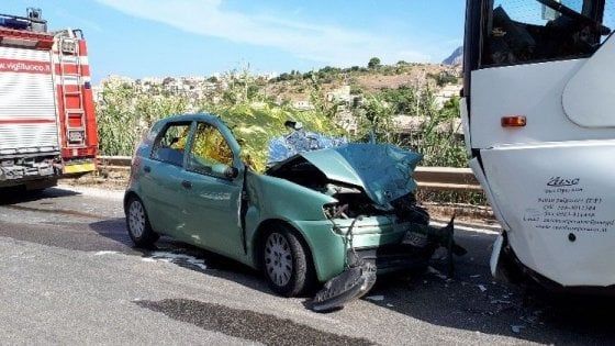Custonaci. auto contro pullman: muore uno chef trapanese