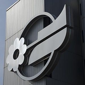 Telefonica rileva l'11,1% di Mediaset Premium per 100 milioni