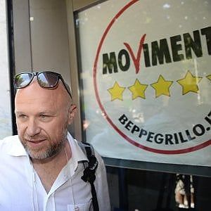 Livorno, sondaggio esclude il M5S dal ballottaggio. Lega primo partito
