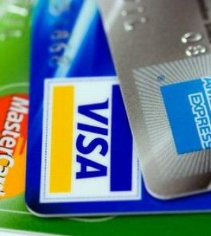Consumi freddi e commissioni: cos&igrave; le carte di credito non sfondano 