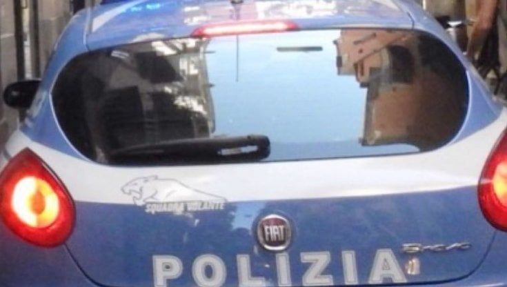 Covid, festa in casa ad Avellino bloccata dalla polizia