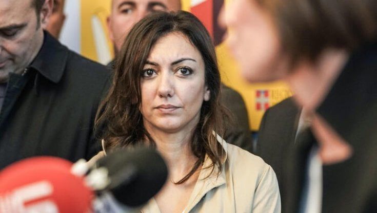 Pugno duro di FdI sulle droghe anche in 'lieve entità'. Le opposizioni: "Vogliono riproporre la Fini-Giovanardi"