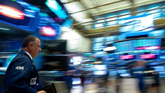 Il Pil Usa accelera nel secondo trimestre. Mercati Ue in rialzo. Asta Bot, rendimenti in calo