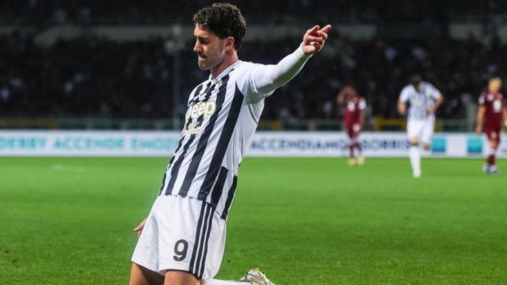 “Voglio guadagnare più di David”: così Vlahovic non rinnova con la Juve