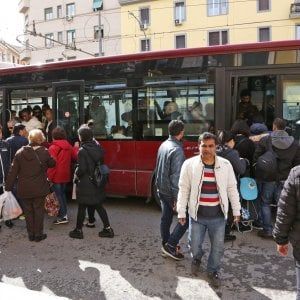 Atac Roma, il 15% di linee ai privati per salvare l’azienda 