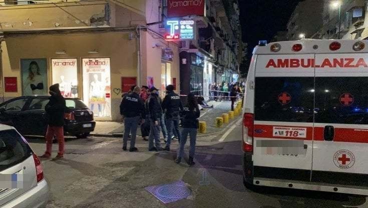 E' allarme criminalità dopo la bomba a Napoli Est. Politici e scrittori: "Uniti contro la camorra"