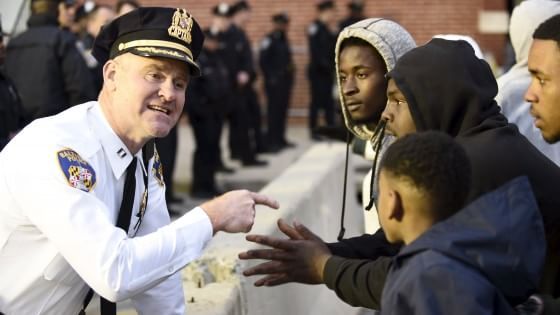 Usa, polizia di Baltimora ammette: Gray doveva ricevere assistenza medica. Nuove proteste 