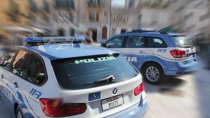 Agente polizia stradale travolge anziana e la uccide: indagini in corso