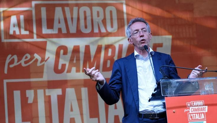 Manfredi: “Continuo a fare il sindaco e mi ricandiderò. Al centrosinistra darò una mano da qui”