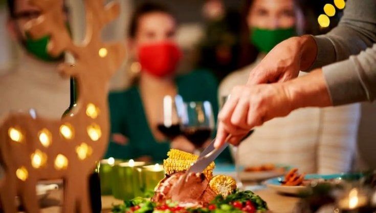 A Natale e Capodanno boom di acquisti alimentari: salgono del 20% nonostante i "giorni rossi"