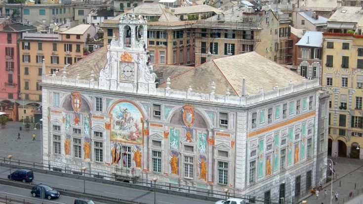 Porto di Genova, il giorno più lungo a Palazzo San Giorgio pensando al futuro dei moli