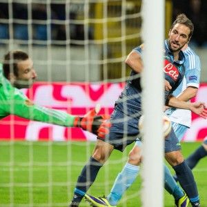 Napoli, un altro passo per ripartire. Ora c'&egrave; da sfatare il tab&ugrave; San Paolo