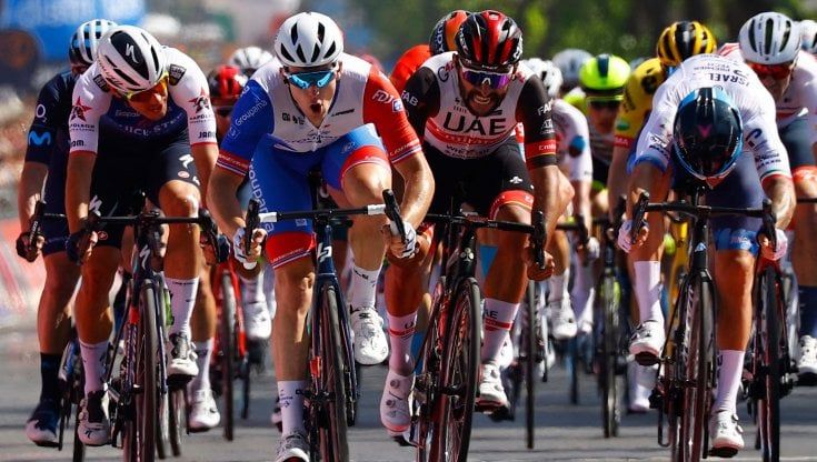 Giro d'Italia oggi la sesta tappa da Palmi a Scalea: percorso e dove vederla in tv    