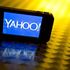 Yahoo stretta fra attacchi hacker e ritardi nella vendita a Verizon. Ma i conti vanno bene