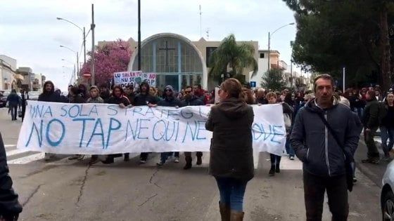 Tap, esposto in Procura dopo l'inchiesta dell'Espresso. Emiliano: il 25 aprile un concerto