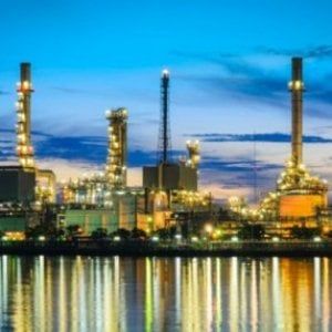 Eni, accordo da tre miliardi per il colosso della raffinazione ad Abu Dhabi