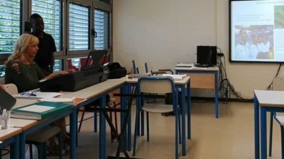 "Mi sento italiano". Studente ivoriano canta l'Inno di Mameli all'esame di terza media