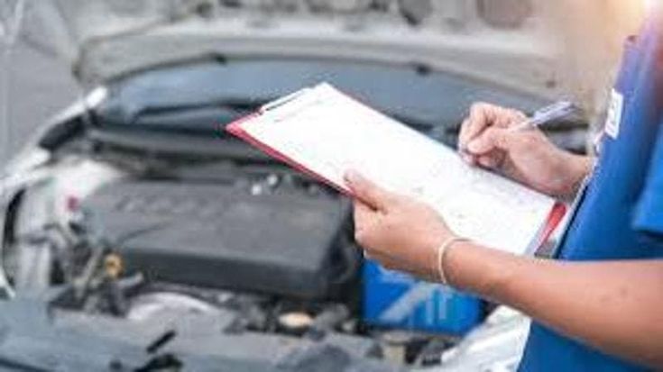 Le revisioni auto “facili” nel mirino di Bruxelles. Ecco perché
